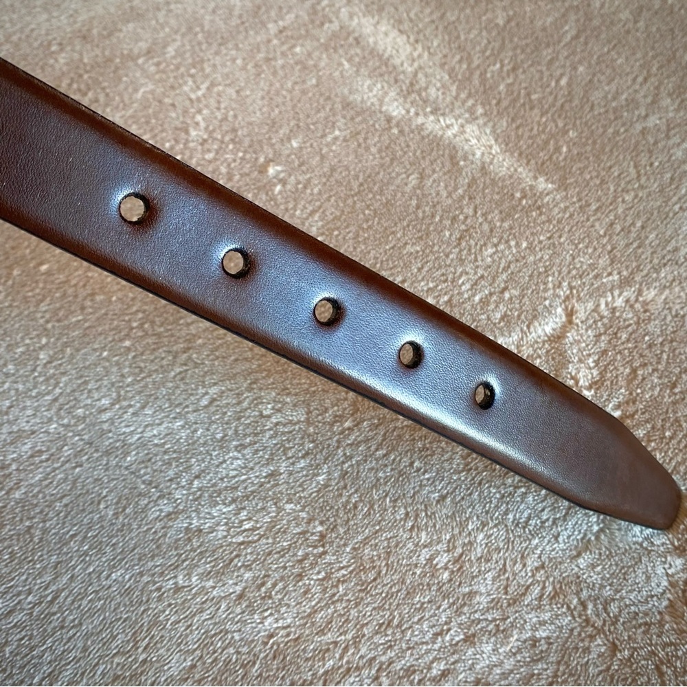 Cezani mens dark milk chocolate brown leather belt, size 36. made in Italy.